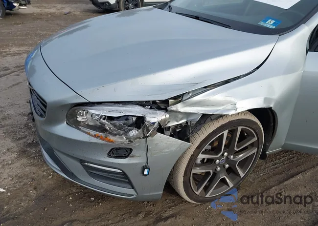 YV140MELXJ2391279: 44202797