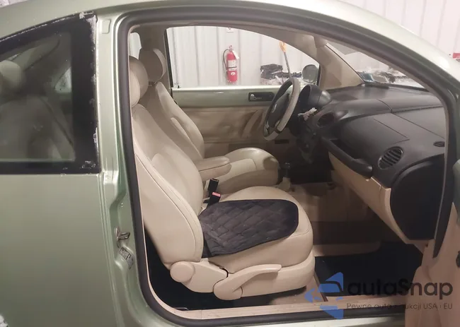 3VWRG31CX6M420929: 44202870