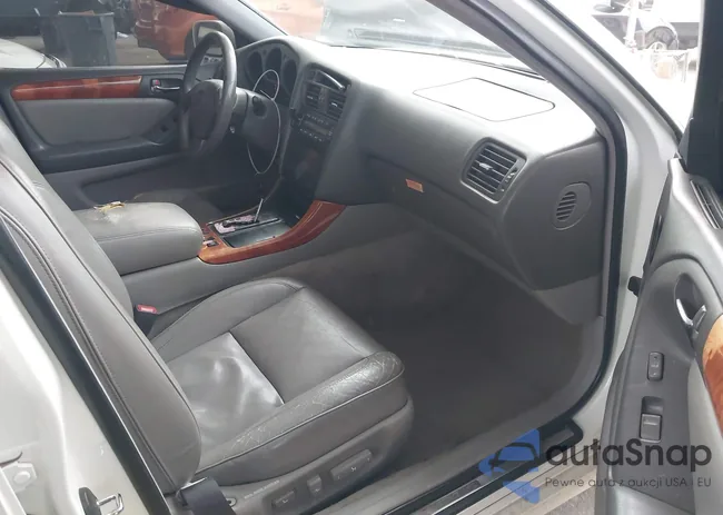 JT8BH68X2W0003379: 44202914