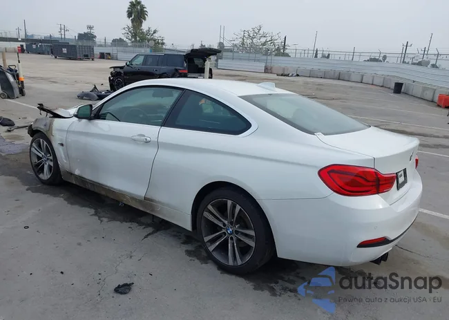 WBA4W3C57JAE99500: 44202916