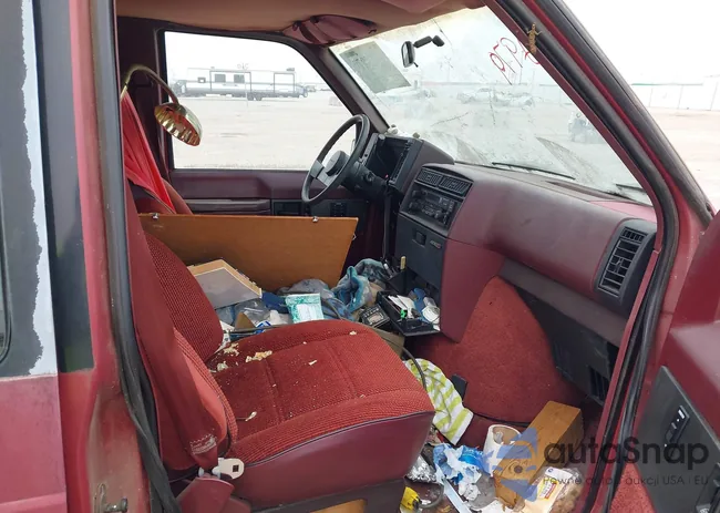 1G8DM15Z2GB200955: 44202979