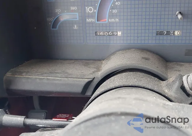 1G8DM15Z2GB200955: 44202979