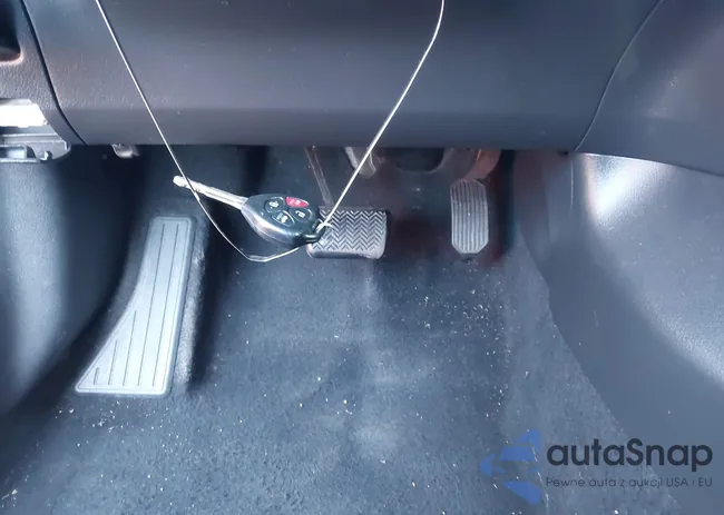 2T1BU4EEXDC961323: 44202203