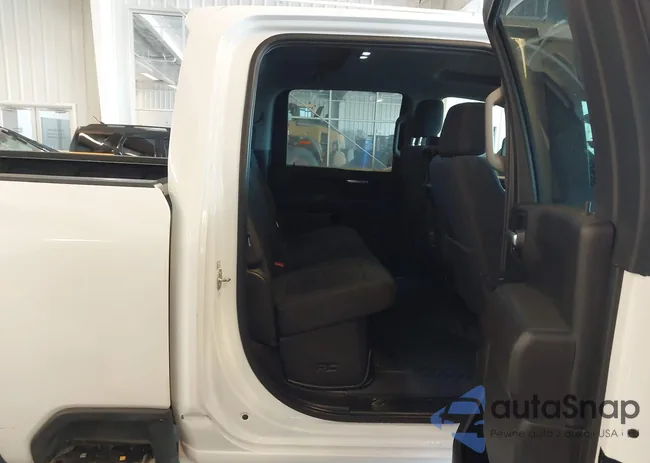 2GC1YNEY9P1731033: 44202324