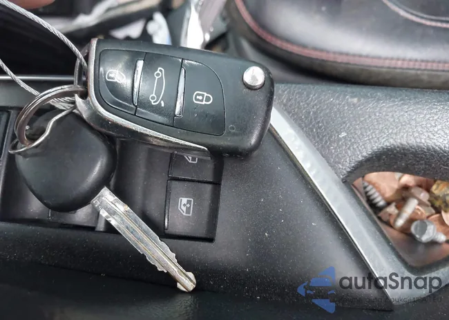 4T1BF1FK2FU983752: 44202393