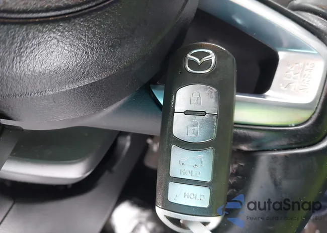 JM3KFBDM8K0666758: 44203409