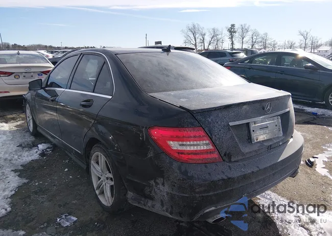 WDDGF8AB2DR243411: 44203408