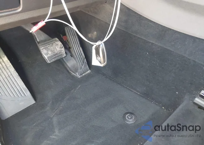 ZASFAKBN0J7B85842: 44203411