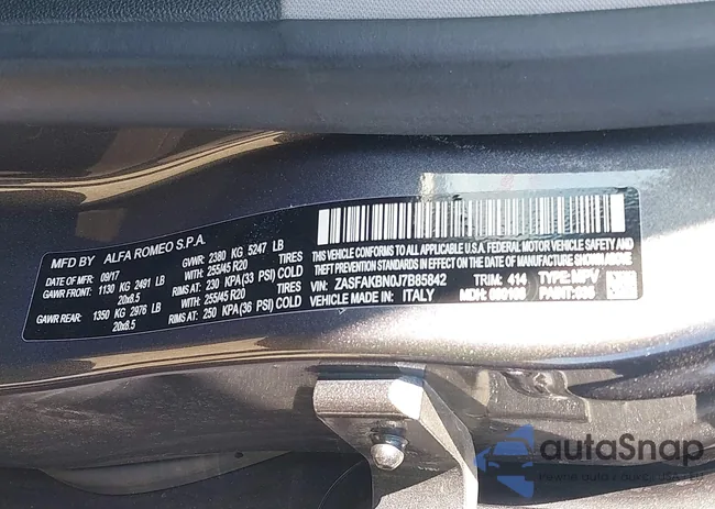 ZASFAKBN0J7B85842: 44203411