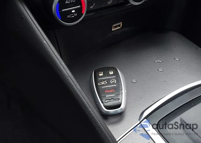 ZARFAECN1H7549968: 44203479