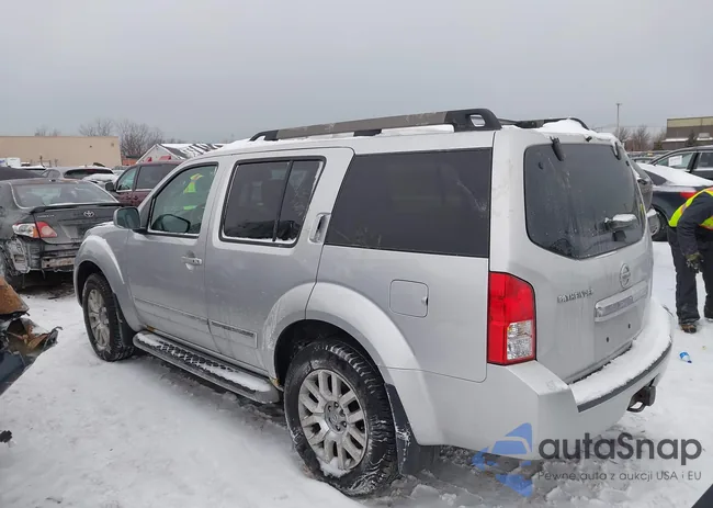 5N1AR1NB8AC600674: 44203541