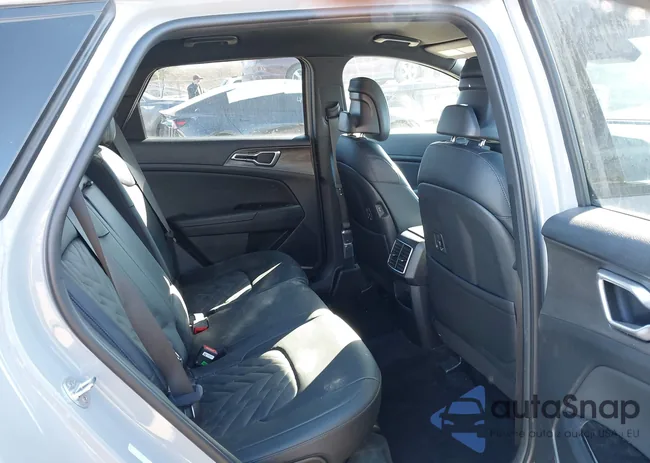 5XYK6CDFXRG193529: 44203560