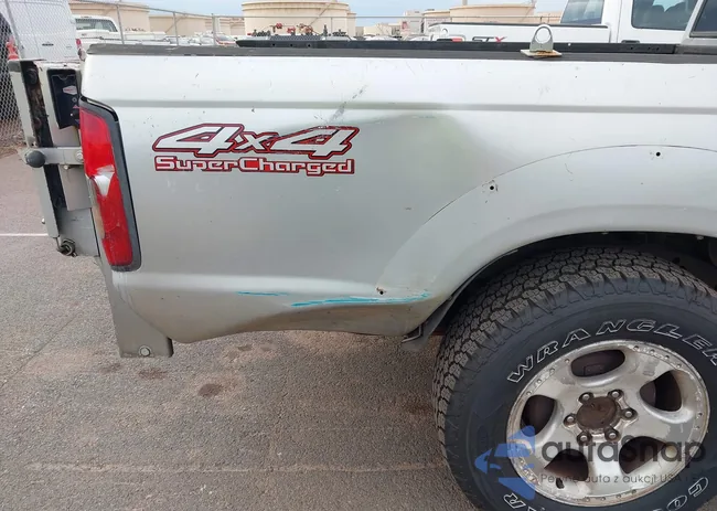 1N6MD29Y43C400444: 44203624