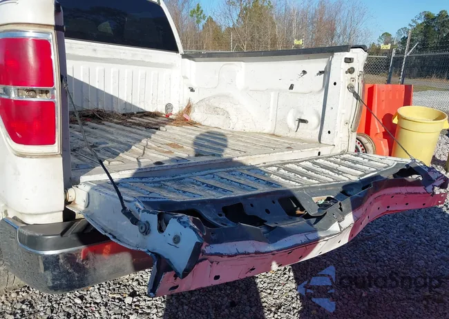 1FTEW1CM8EFA32692: 44203631