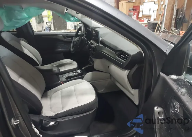 1FMCU9GN2RUB56131: 44203653