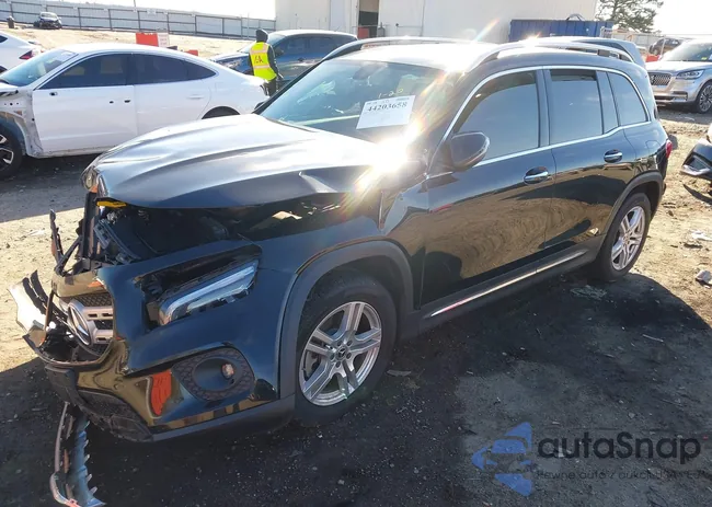 W1N4M4HB2LW024913: 44203658