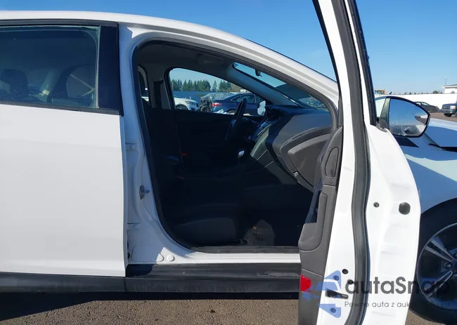 1FADP3KE5GL246886: 44203661