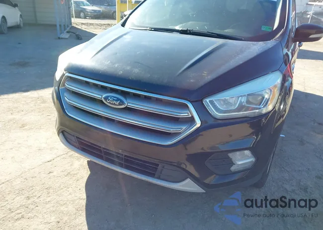 1FMCU0JD0HUD09812: 44203719