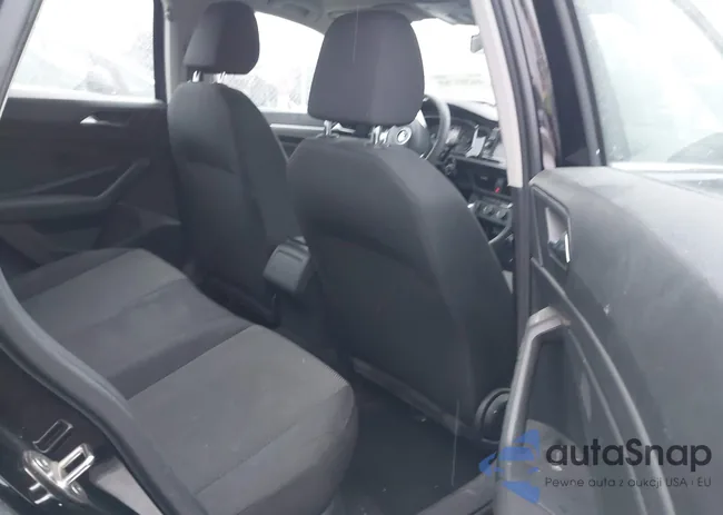 3VWC57BU4LM093613: 44203769