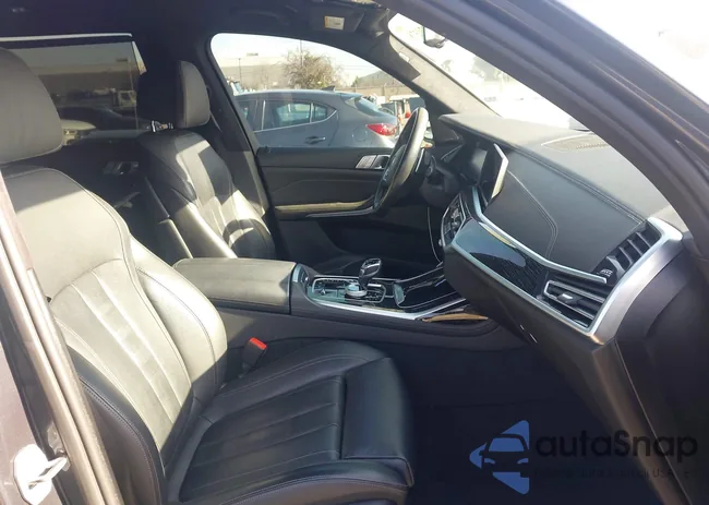 5UXCX6C05L9B15217: 44203781