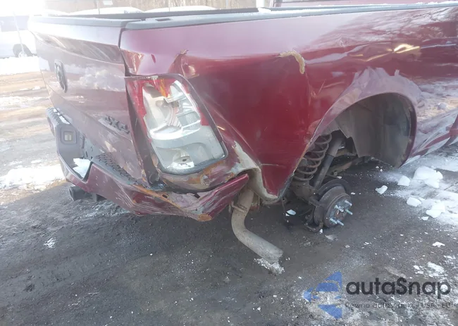 1C6RR7FGXKS547978: 44203786