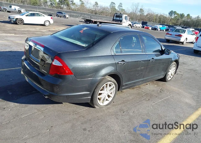 3FAHP0JG9CR379987: 44203801