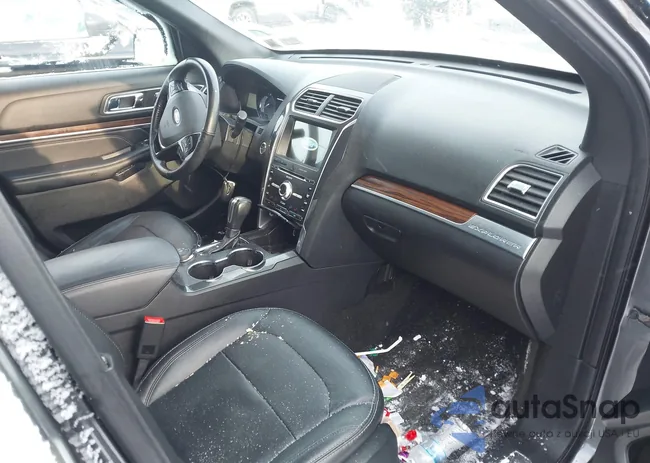 1FM5K8F80JGA91058: 44203803