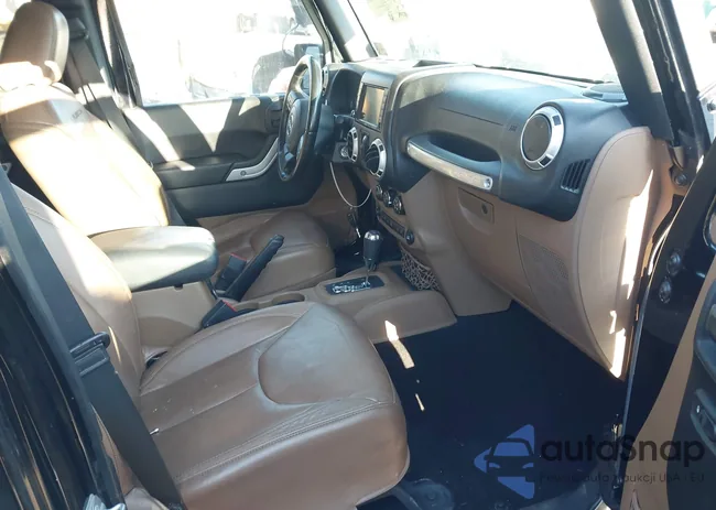 1C4BJWFG6FL769414: 44203896