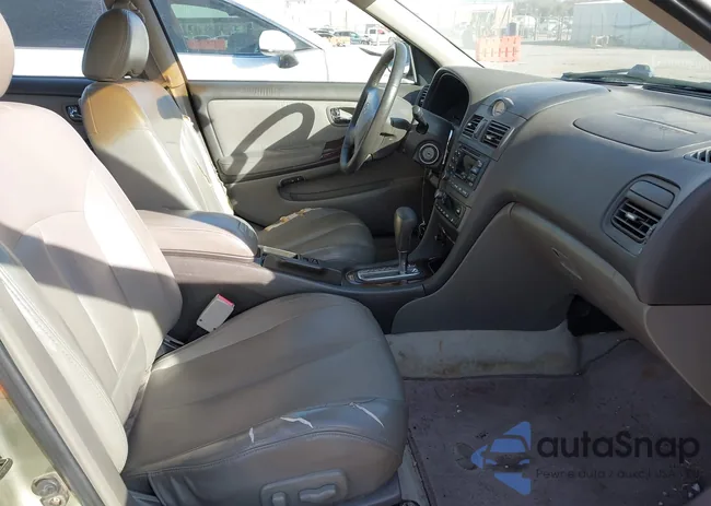 JNKCA31A11T011493: 44203931