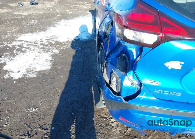 3N1CP5DV1PL555163: 44203943