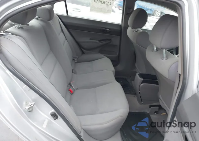 19XFA1F34AE002437: 44203049