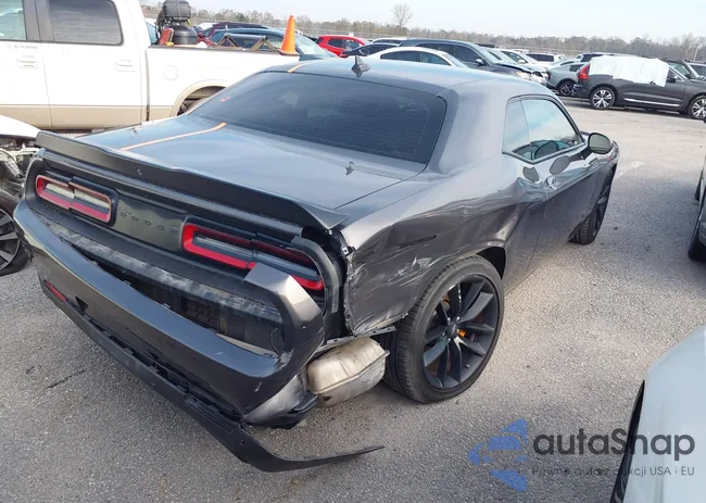 2C3CDZJG8NH223685: 44203057