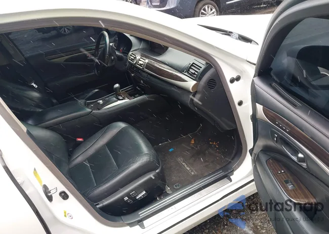 JTHCL5EF0D5017905: 44203153