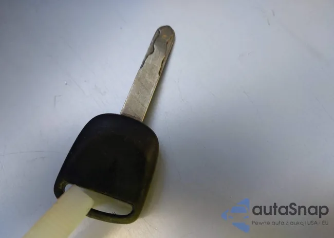 2HGES16585H507905: 44203170