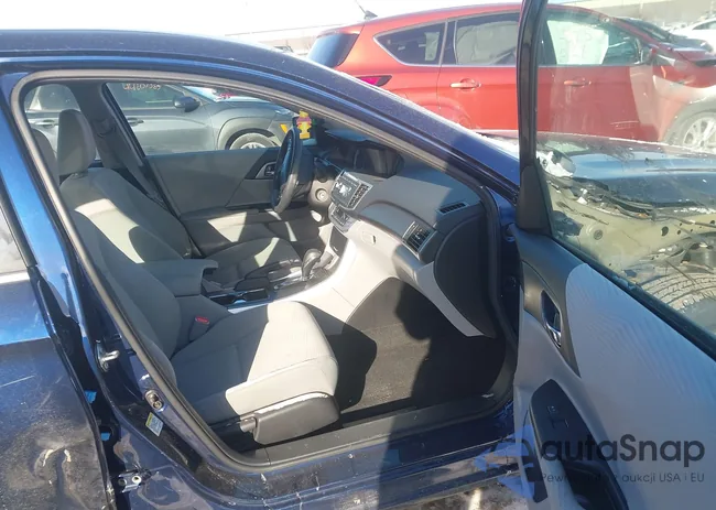 1HGCR2F32FA254796: 44203214