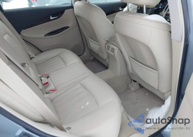 JN1BJ0RR2HM400463: 44203218