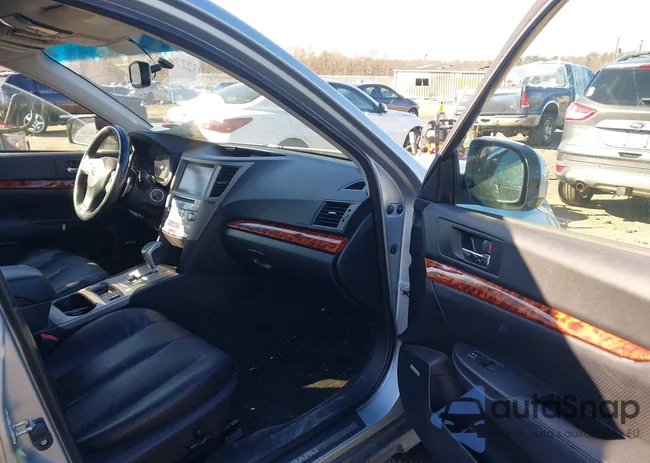 4S4BRBLC8C3273220: 44203227