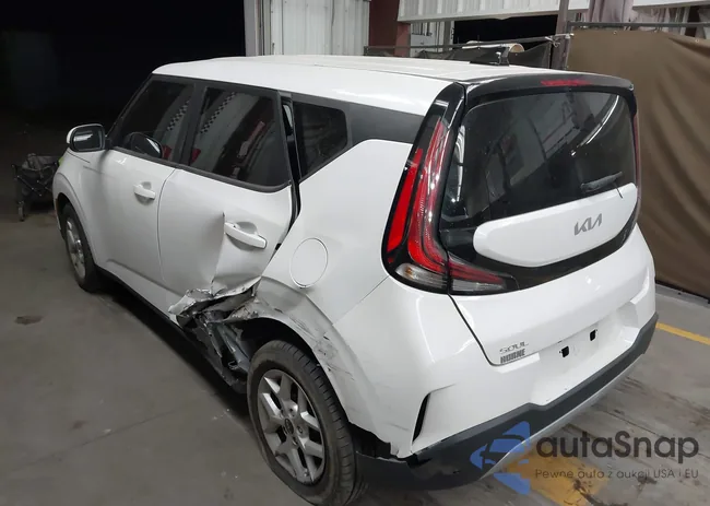 KNDJ23AU8P7873904: 44203248