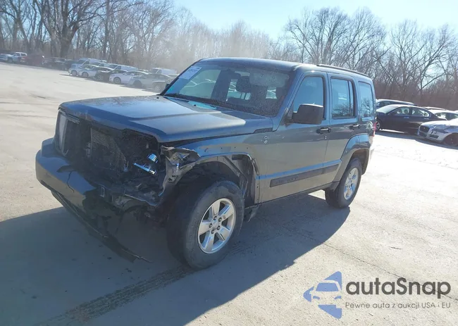 1C4PJMAK5CW207214: 44203292