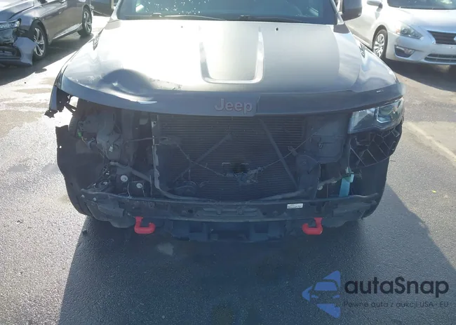 1C4RJFLG7JC452933: 44203355