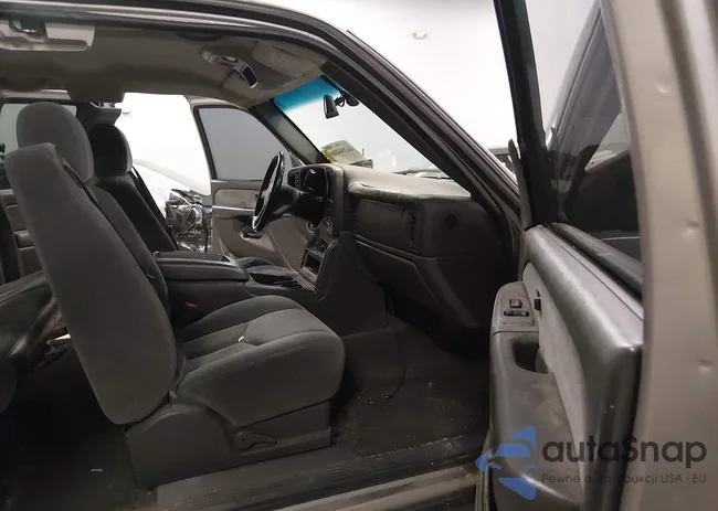 2GCEK19T931313298: 44204400