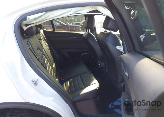 ZASFAKNN3J7B86401: 44204413