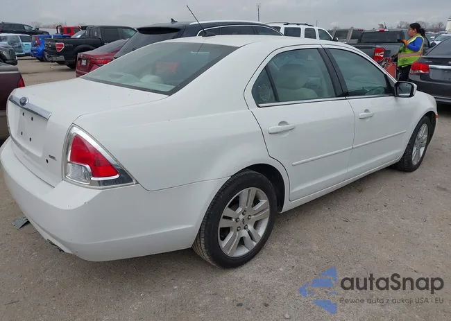 3FAHP08Z28R237608: 44204417