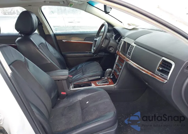 3LNHL2JC4BR769016: 44204418