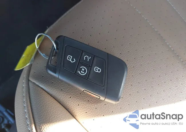 3VVNB7AXXPM100930: 44204460