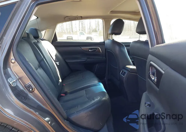 1N4AL3AP5FC107857: 44204474