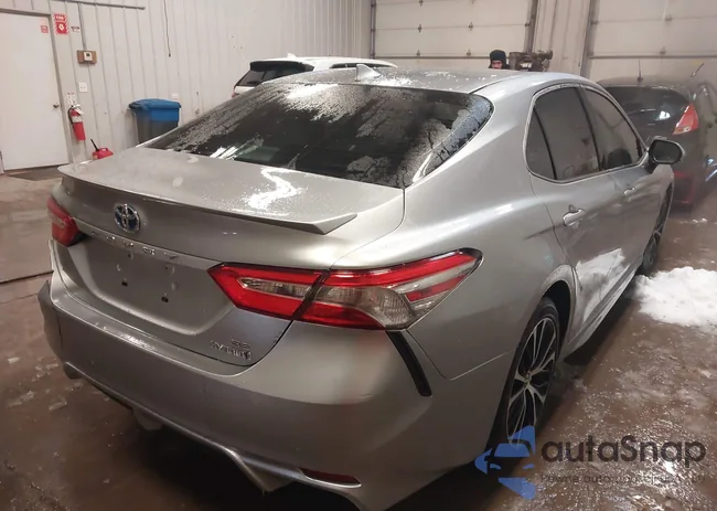 4T1B21HK9KU519361: 44204496