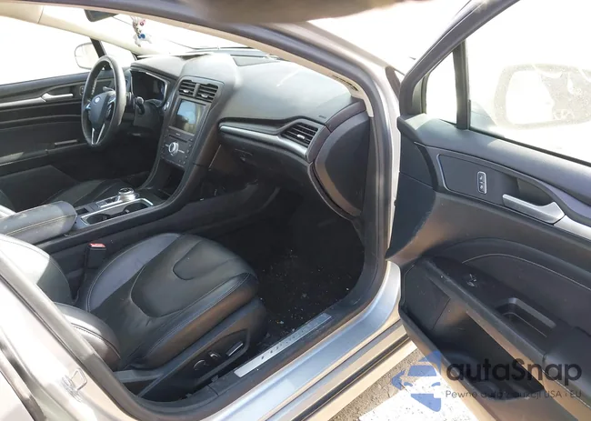 3FA6P0D94JR137416: 44204503