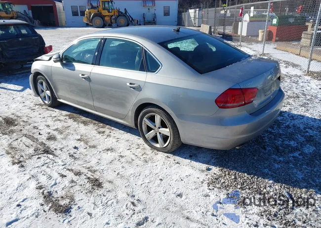 1VWBH7A37CC093862: 44204506