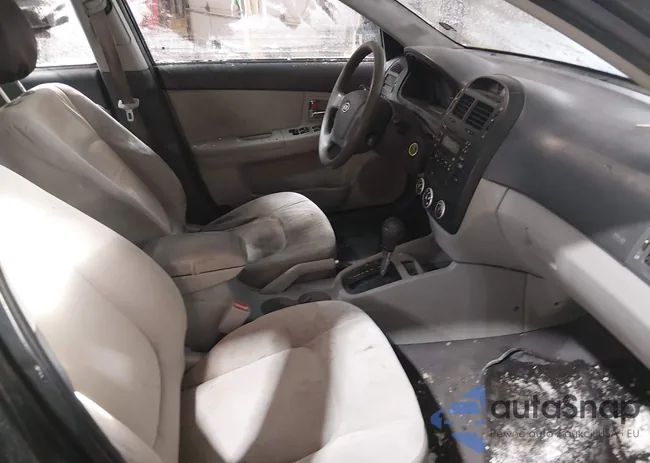 KNAFE221995614068: 44204548